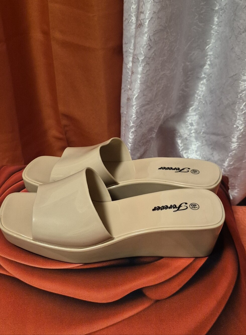 Forever 21 Cream Women's Slide Sandals